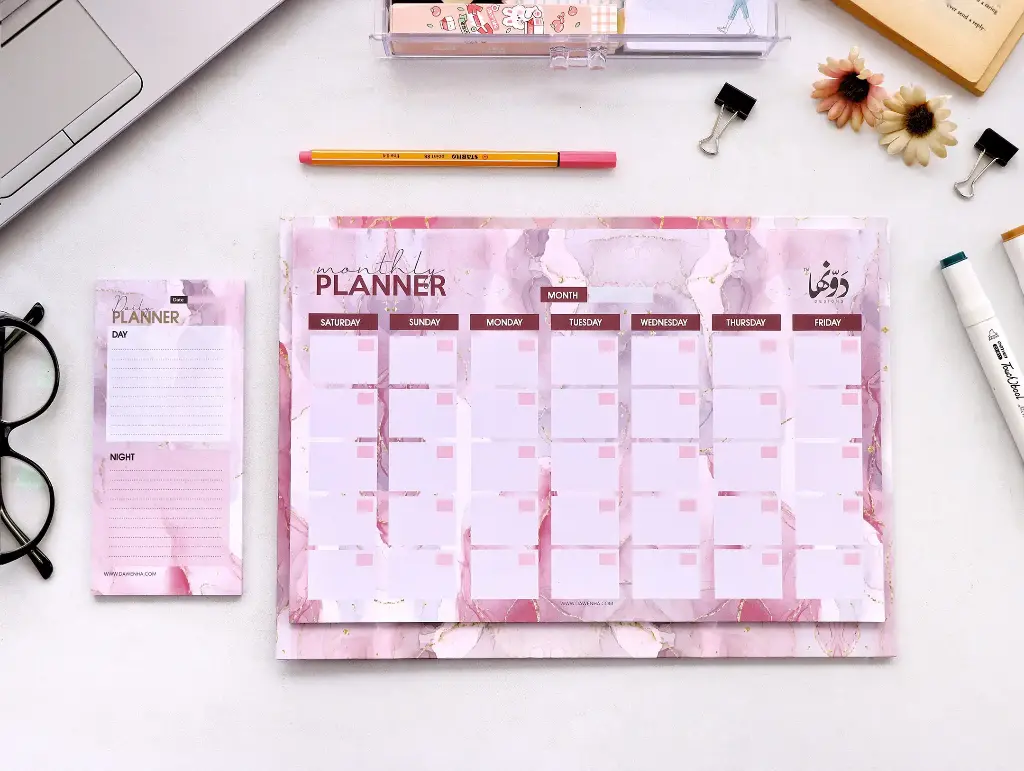 Desk CALENDAR- pink marbel