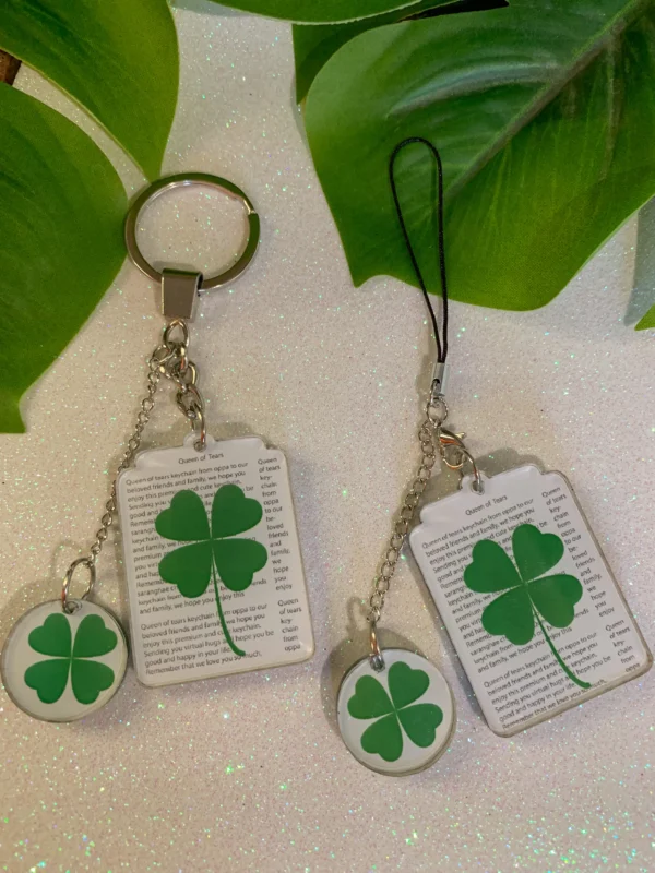 Queen of tears keychain