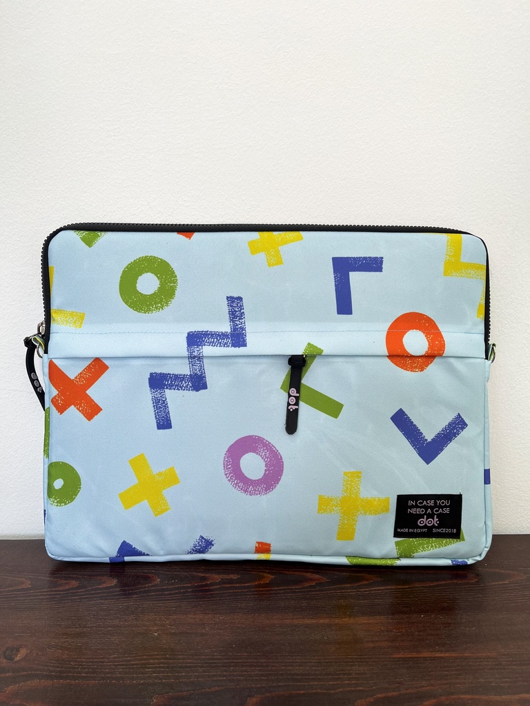 Geometric Scribbles in baby blue 15.6 inch Laptop Sleeve