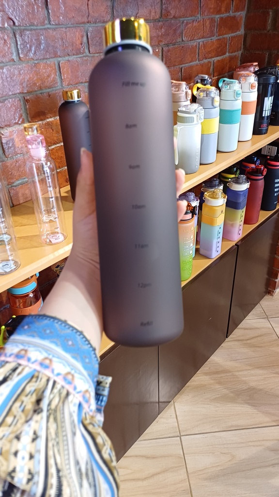 bottle with silver cap 1000ml